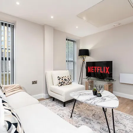 Apartman Luxury One Bedroom - Centre - Free Wifi Netflix *