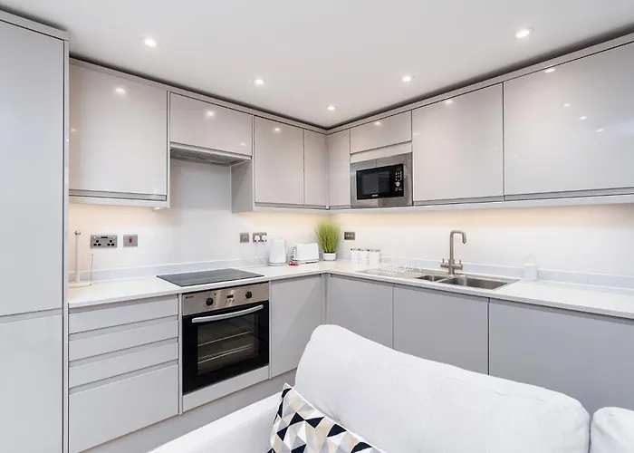 Luxury One Bedroom - Centre - Free Wifi Netflix * Лідс