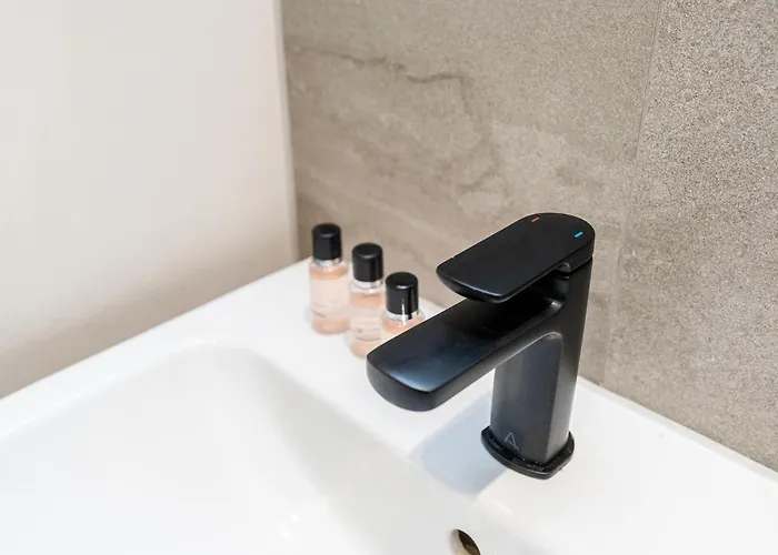 Appartamento Luxury One Bedroom - Centre - Free Wifi Netflix *